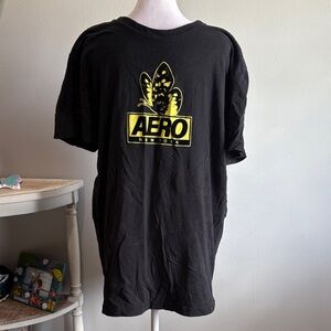 [Aeropostale] Black and Yellow Graphic Tee - Size XL